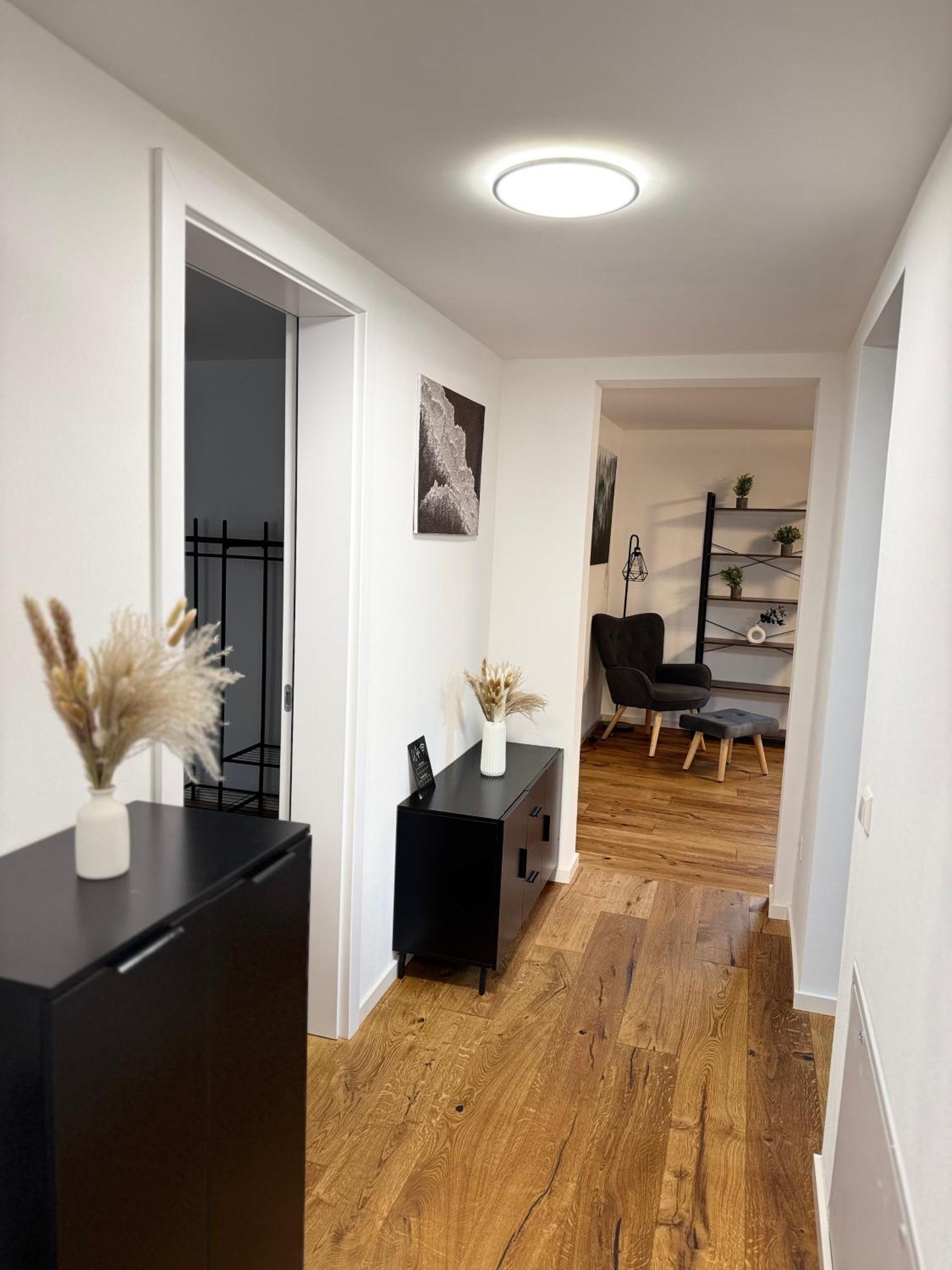 Prestige Apartments - Urban Lofts Ройтлинген Екстериор снимка