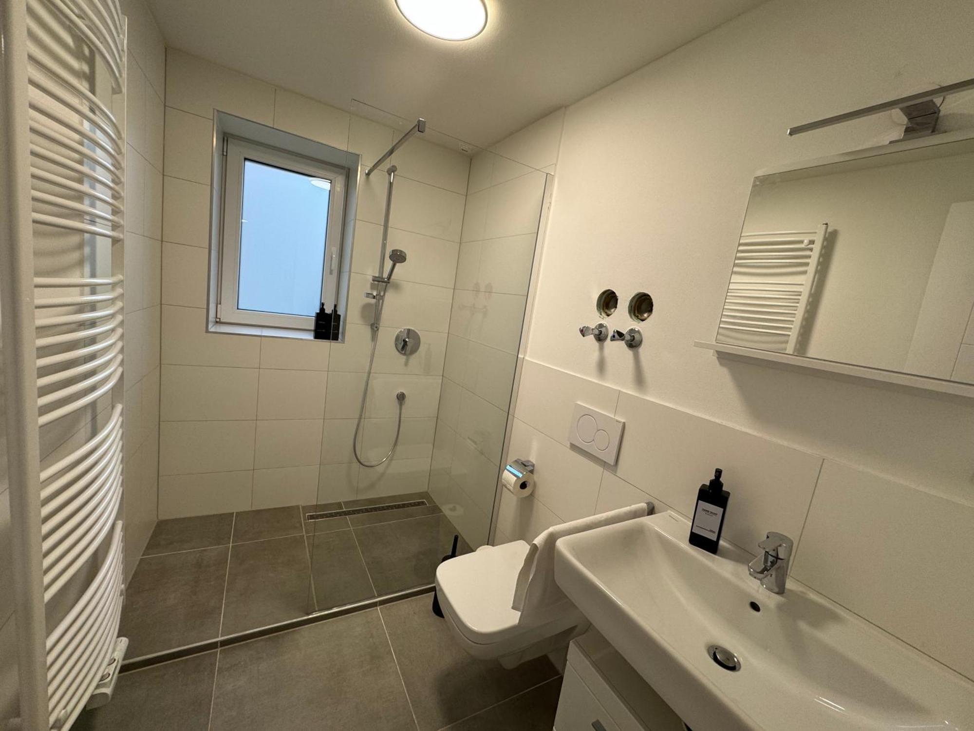 Prestige Apartments - Urban Lofts Ройтлинген Екстериор снимка