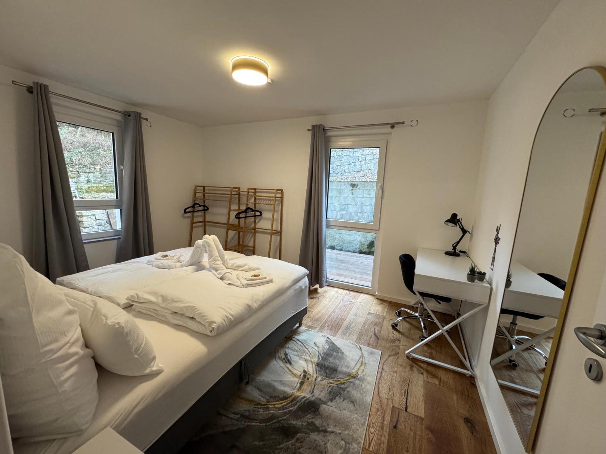 Prestige Apartments - Urban Lofts Ройтлинген Екстериор снимка