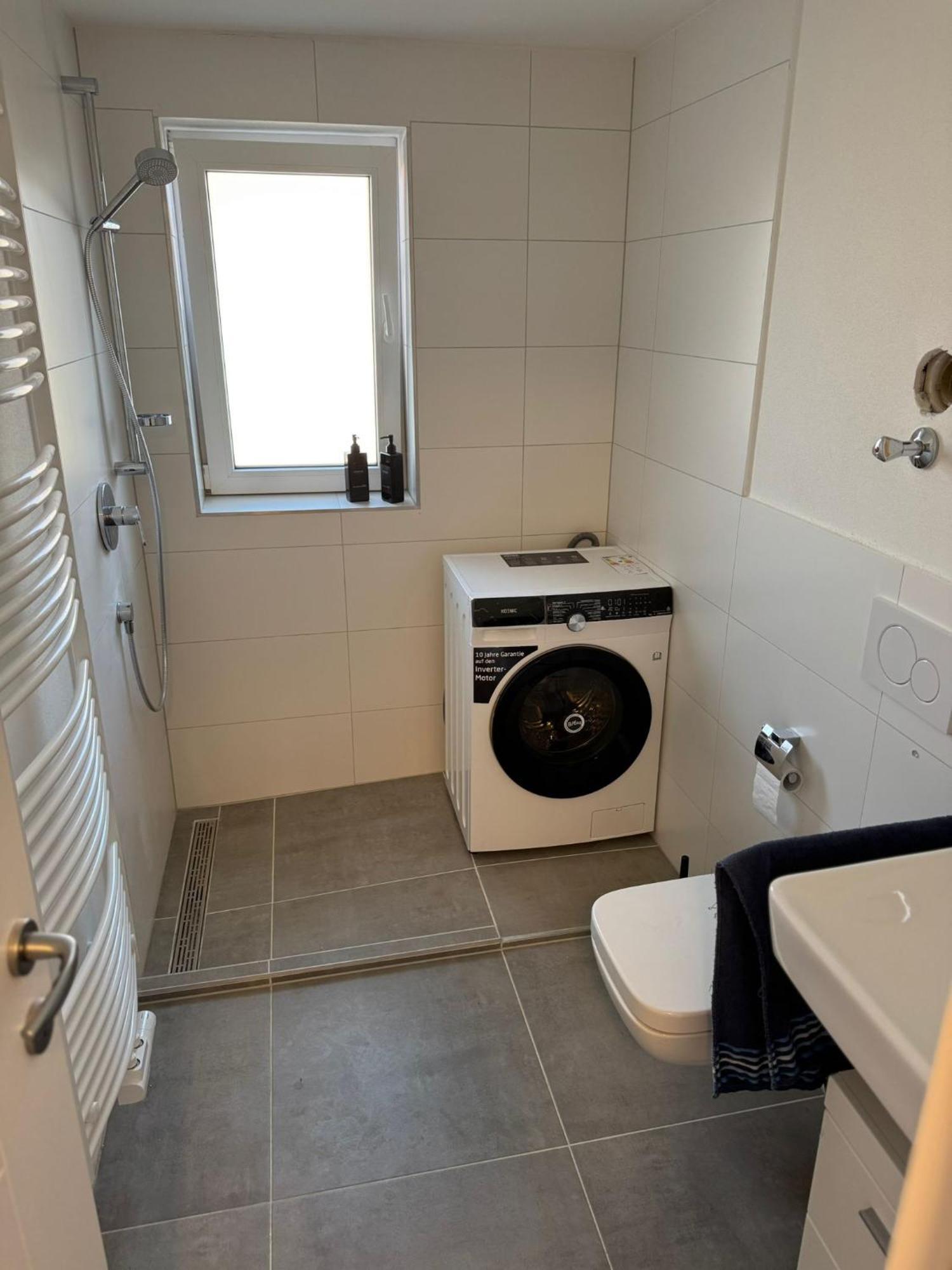 Prestige Apartments - Urban Lofts Ройтлинген Стая снимка