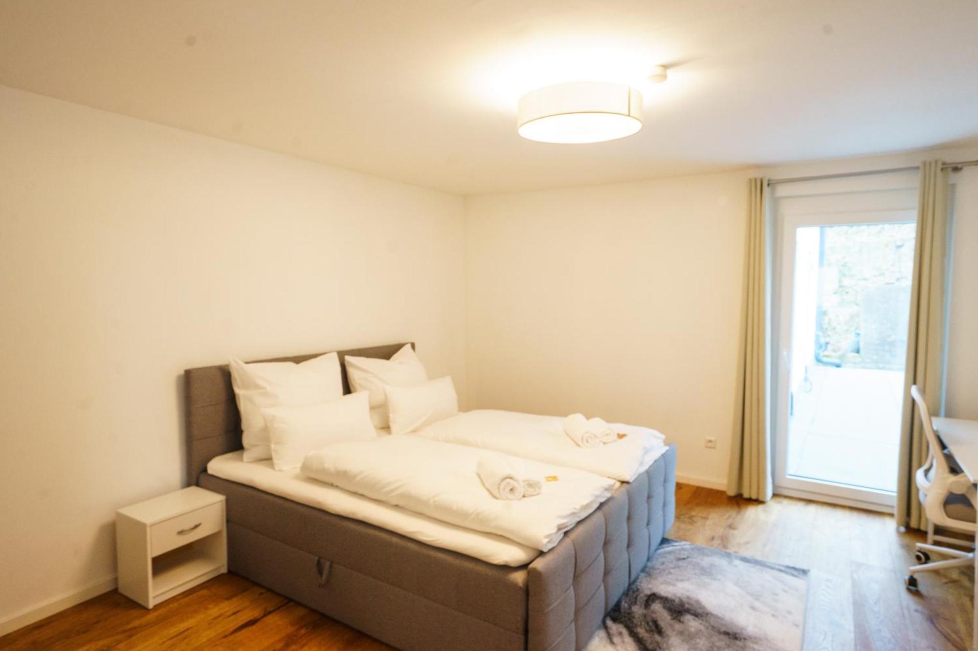 Prestige Apartments - Urban Lofts Ройтлинген Екстериор снимка