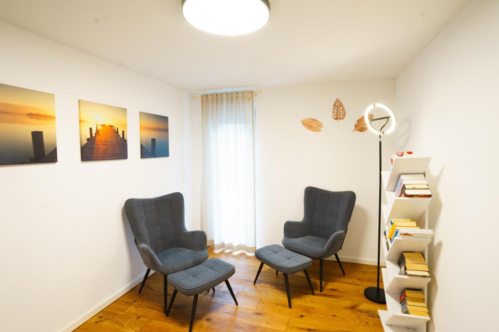 Prestige Apartments - Urban Lofts Ройтлинген Екстериор снимка