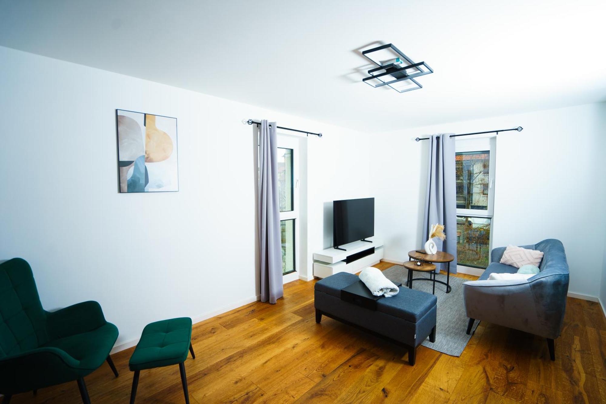 Prestige Apartments - Urban Lofts Ройтлинген Екстериор снимка
