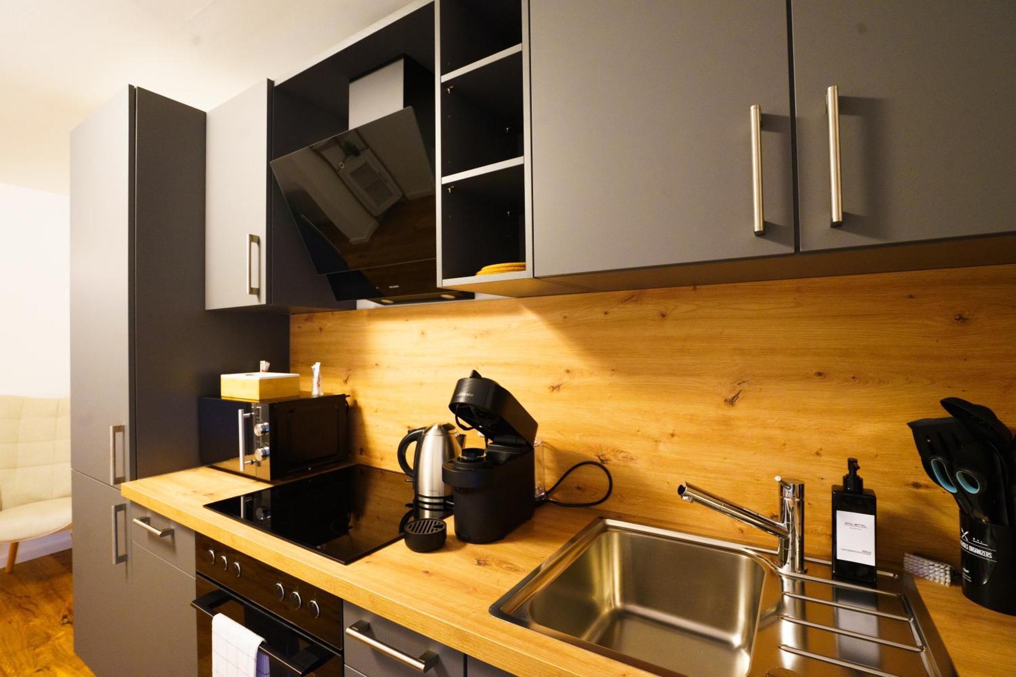 Prestige Apartments - Urban Lofts Ройтлинген Екстериор снимка